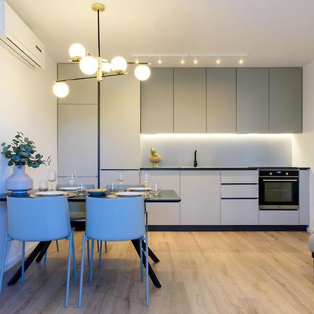Stiva Apartment - New Apartment With Free Parking, 150M From The Beach Kaštela 外观 照片