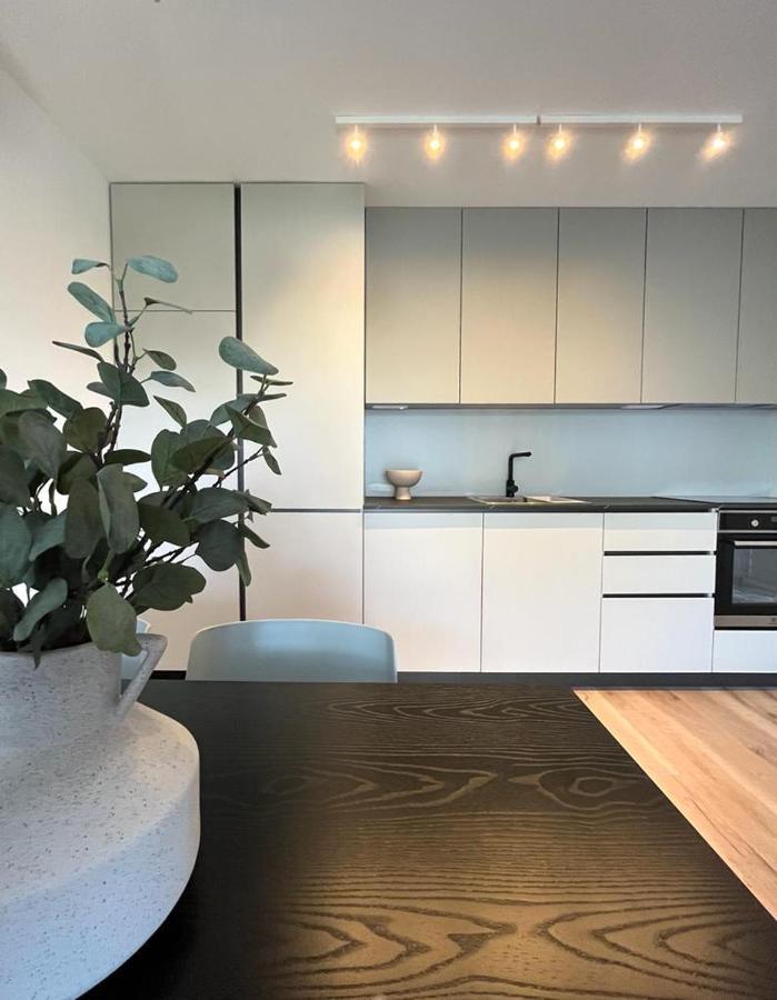 Stiva Apartment - New Apartment With Free Parking, 150M From The Beach Kaštela 外观 照片
