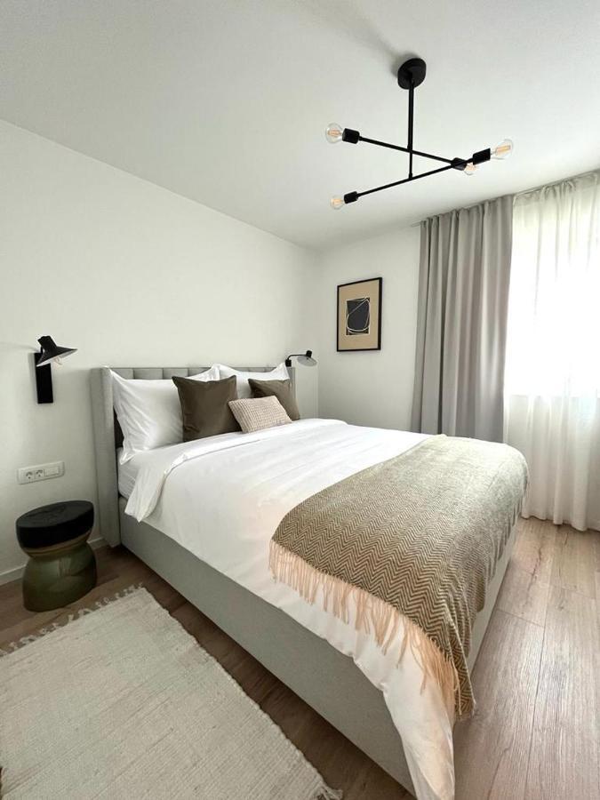 Stiva Apartment - New Apartment With Free Parking, 150M From The Beach Kaštela 外观 照片