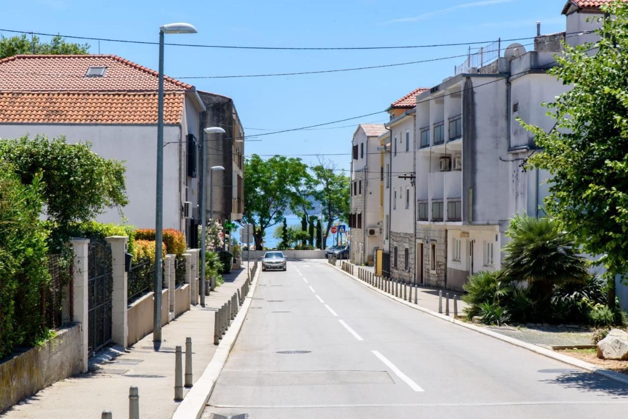 Stiva Apartment - New Apartment With Free Parking, 150M From The Beach Kaštela 外观 照片