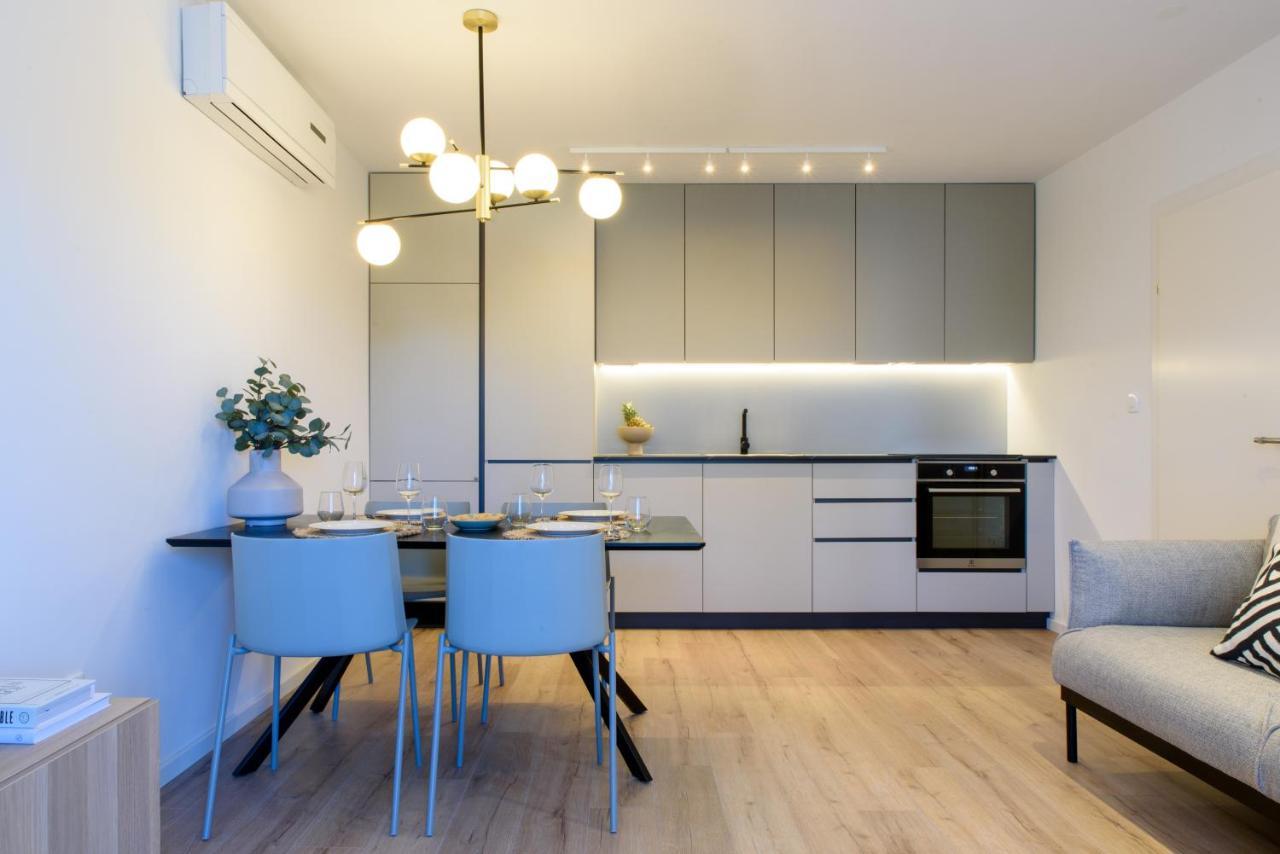 Stiva Apartment - New Apartment With Free Parking, 150M From The Beach Kaštela 外观 照片